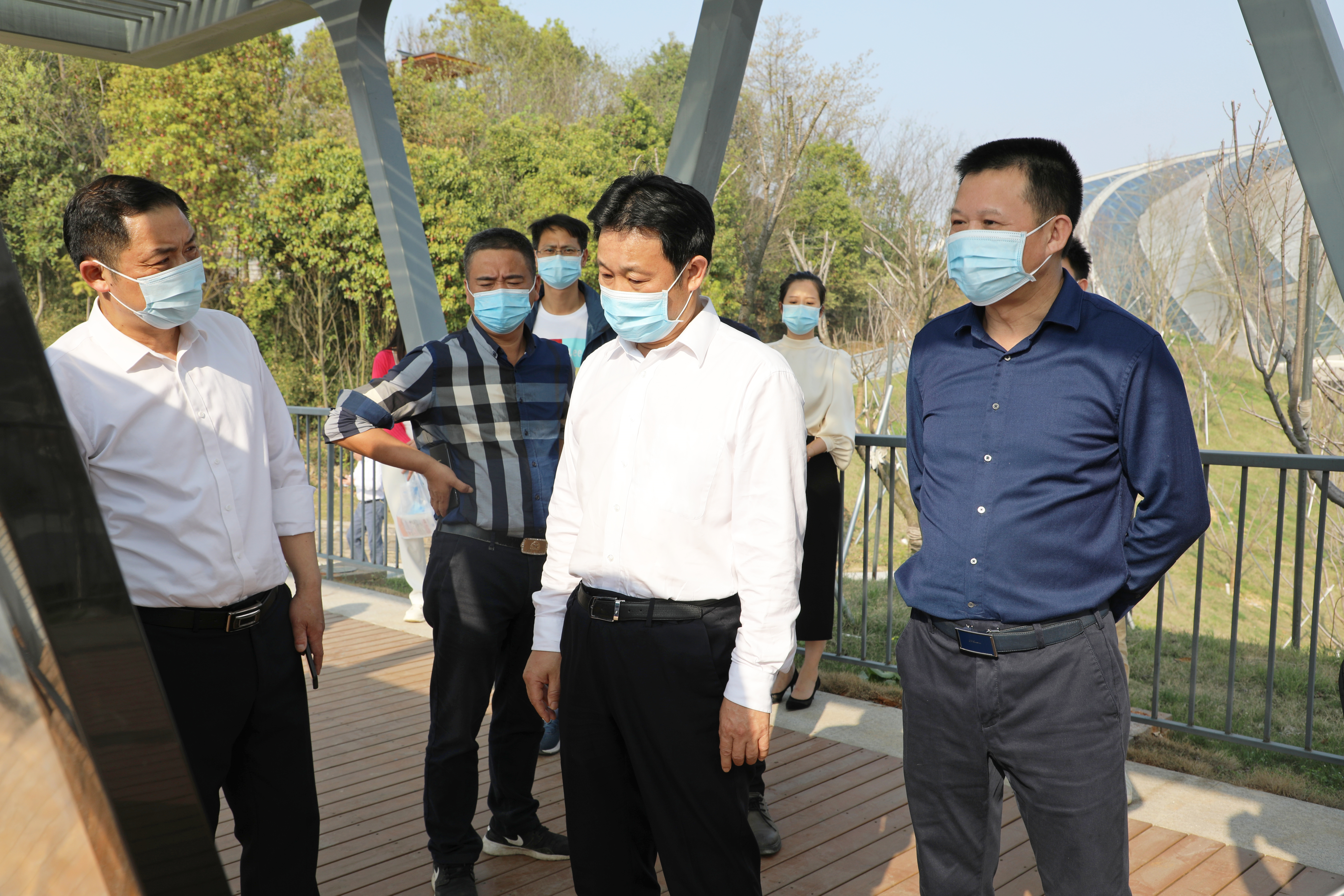3月15日，市委副書記、湖南省第十四屆運動會，第十一屆殘疾人運動會岳陽市籌備委員會執(zhí)行主任李摯調(diào)研第十四屆省運會部分場館建設(shè)項目。.jpg